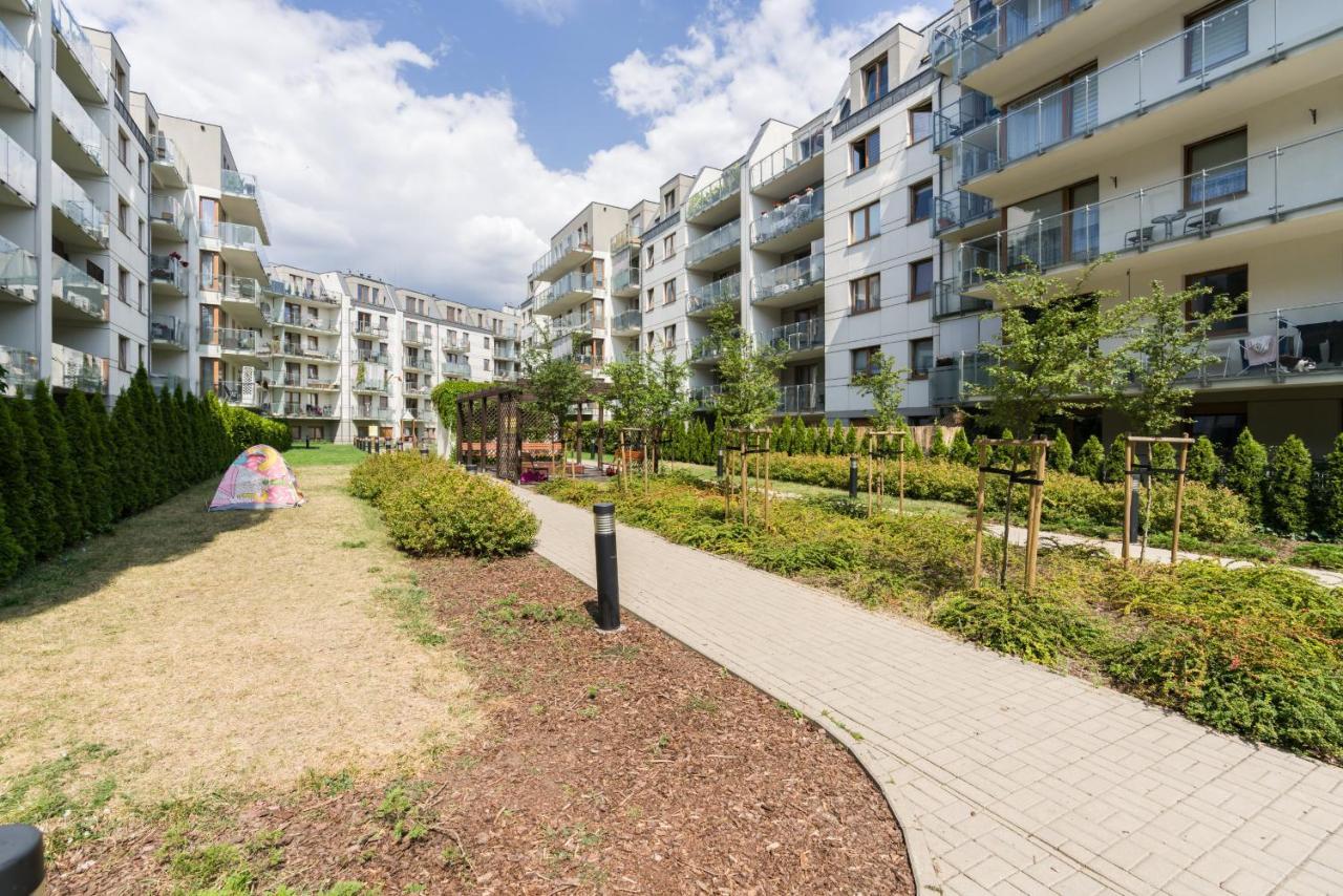 Czarnieckiego Apartment With Balcony Poznan By Noclegi Renters Exterior foto